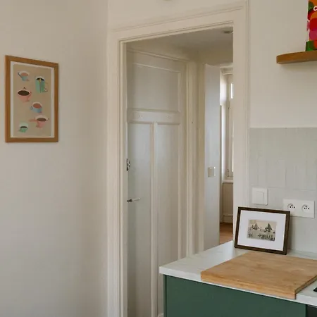 Aloyse, Vue Apartment *